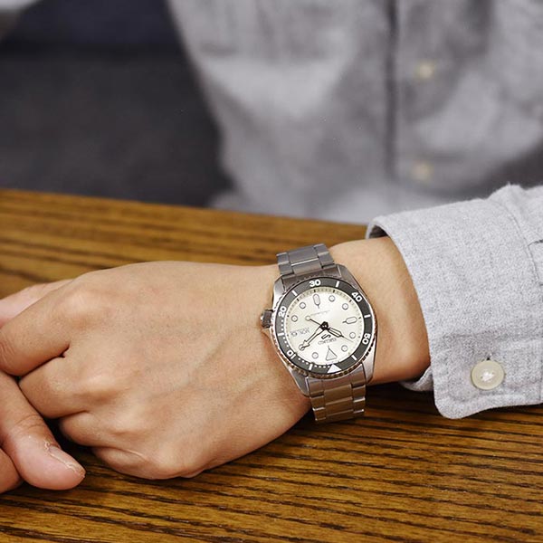 Men's Seiko 5 Sports Style 38mm Watch - SBSA227