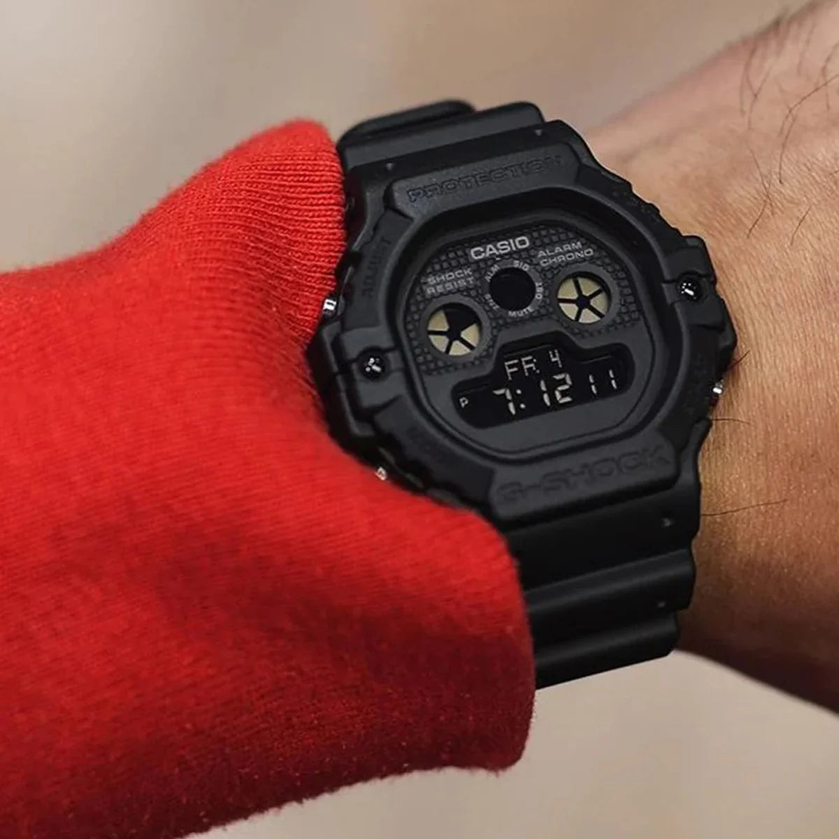 Men's Casio G-Shock Basic Black Watch - DW-5900BB-1DR