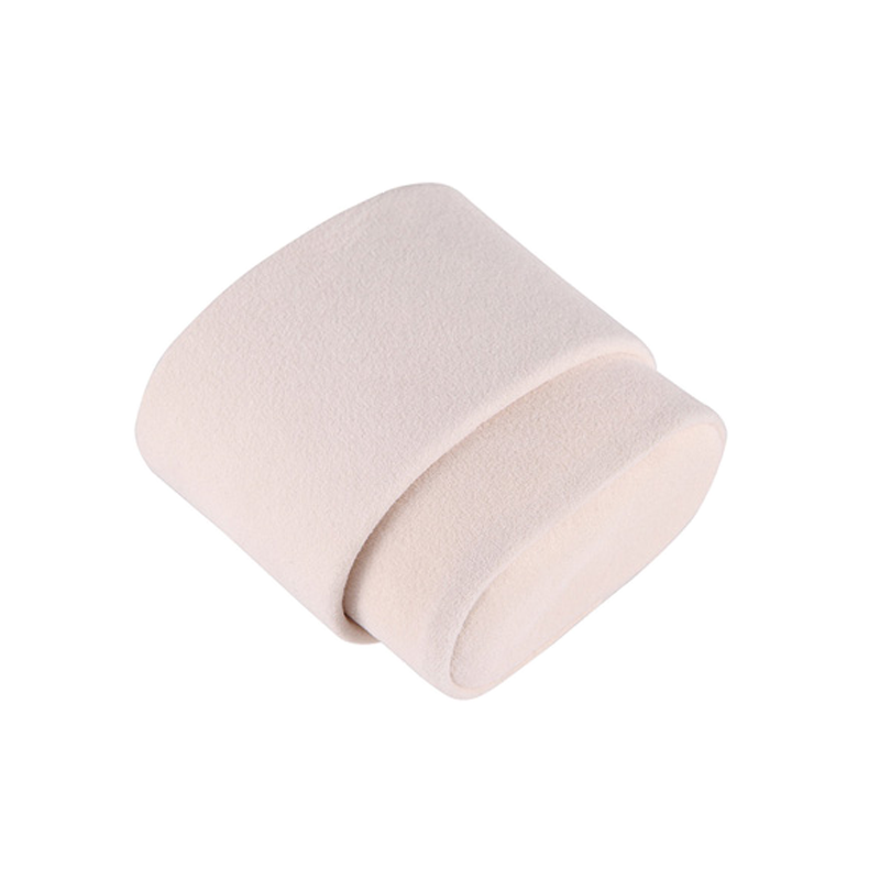 18-slot Leather Watch Display Case (Carbon Finish)