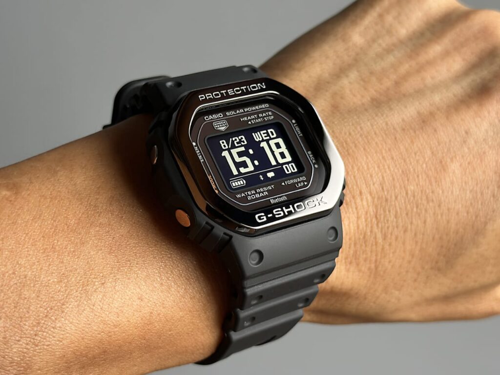 Men's Casio G-Shock G-Squad Watch -DW-H5600-1JR