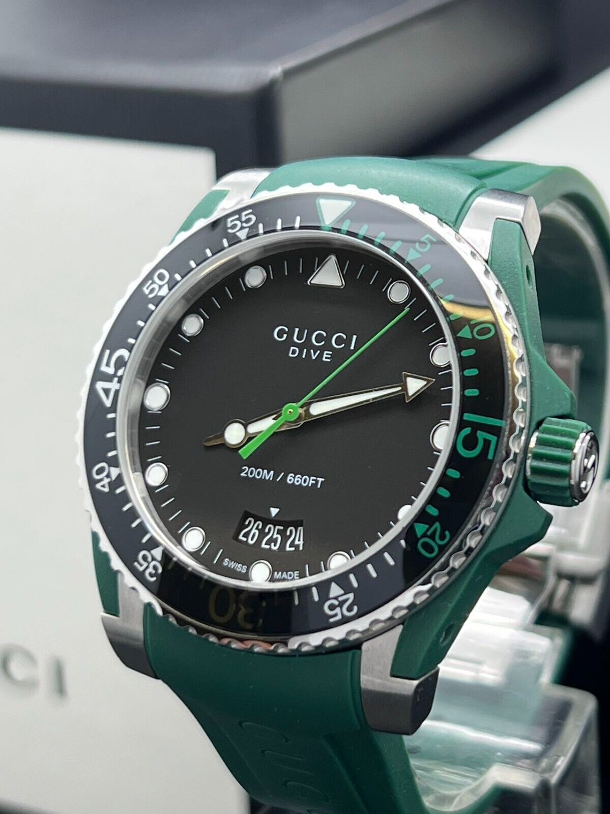 Men's Gucci Quartz Watch - YA136310