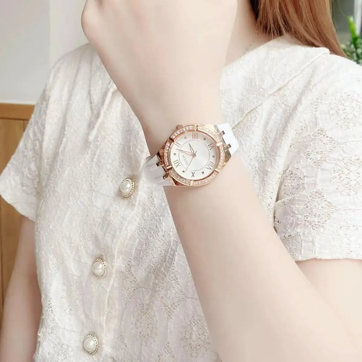 Women's GUESS Analog Watch - GW0034L2