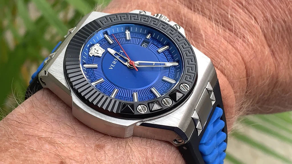 Men's Versace Chain Watch - VEDY00119